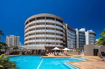 دوبلتری بای هیلتون هتل کیرنز