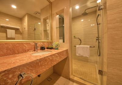 شانگهای نیو سنچری مانجو هتل لوشان