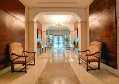 شانگهای نیو سنچری مانجو هتل لوشان