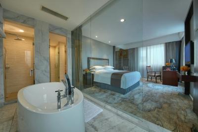 شانگهای نیو سنچری مانجو هتل لوشان