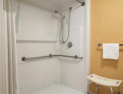 رامادا بای ویندهام سوری/لانگلی