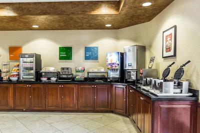 کمفرت این اند سویتز هندرسُن