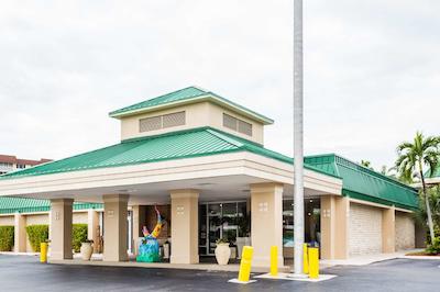 وایندهام گاردن فرت میرز بیچ