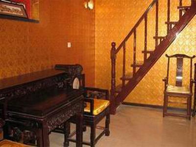 وایت تاور ییر گست هاوس