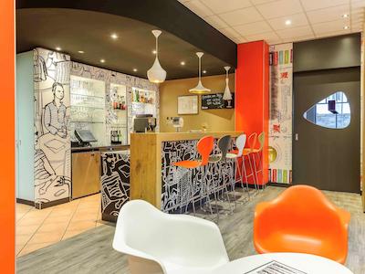 ایبیز ارفورت آلتستادت هتل