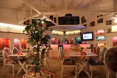 منتا ورد هتل اند ویلاز