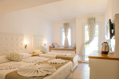 منتا ورد هتل اند ویلاز