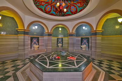 کریستال فمیلی ریزورت