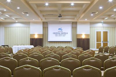 کریستال فمیلی ریزورت