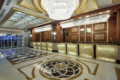 کریستال فمیلی ریزورت