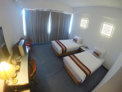 پوکت تاون این