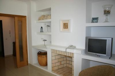 ادن ویلیج اپارتامنتز