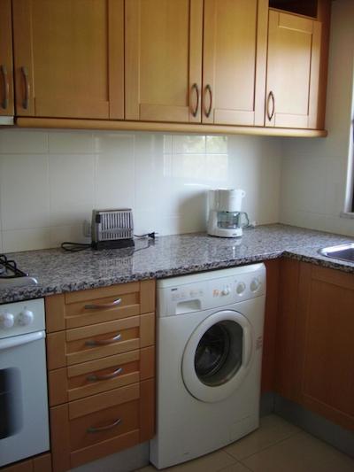 ادن ویلیج اپارتامنتز