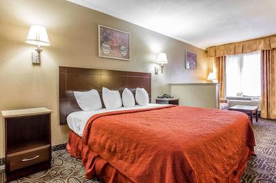 کوالیتی این اند سویتز فت جاکسُن مینگات