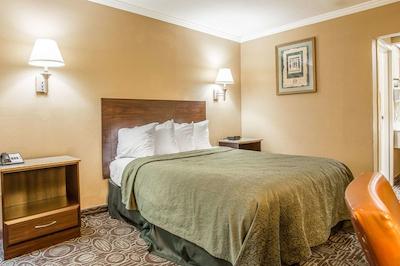 کوالیتی این اند سویتز فت جاکسُن مینگات