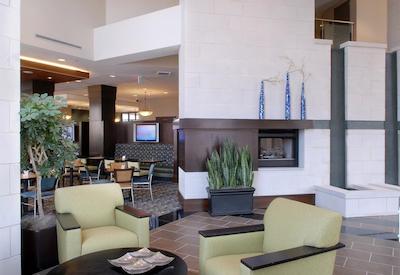 هامپتون این اند سویتز ناشویل-دونتون