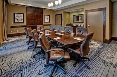 هامپتون این اند سویتز ناشویل-دونتون