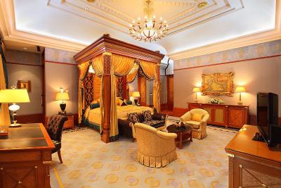 نوسا دوا بیچ هتل اند اسپا