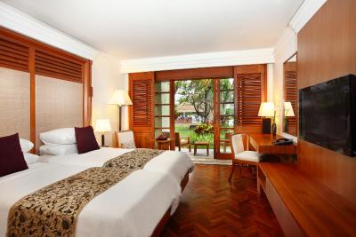 نوسا دوا بیچ هتل اند اسپا