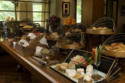 نوسا دوا بیچ هتل اند اسپا