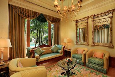 نوسا دوا بیچ هتل اند اسپا