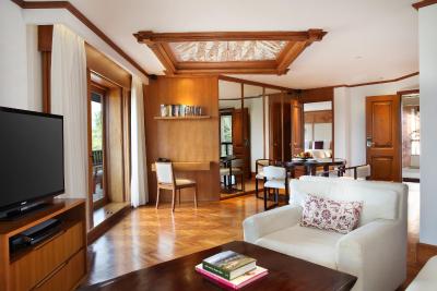 نوسا دوا بیچ هتل اند اسپا