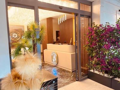 کوش آداسی مونالیزا آپارت