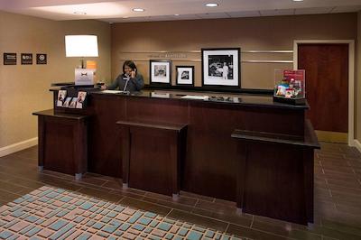 هامپتون این فتویل