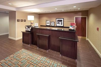 هامپتون این فتویل