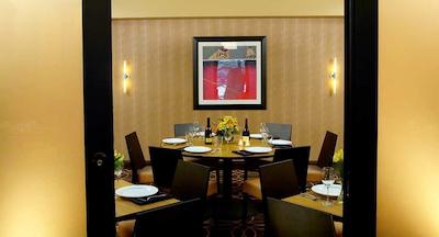 دوبلتری بای هیلتون هتل کلولاند دونتون-لاکسید