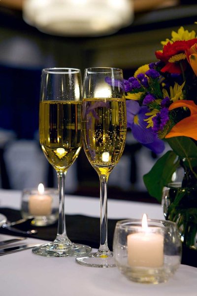 دوبلتری بای هیلتون هتل کلولاند دونتون-لاکسید