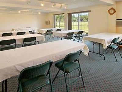 کونتری این اند سویتز بای رادیسن پرتلاند دلتا پارک اُر