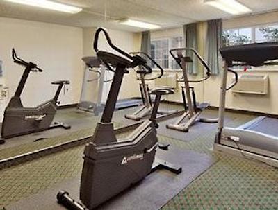 کونتری این اند سویتز بای رادیسن پرتلاند دلتا پارک اُر