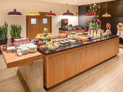 ایبیز جوینویل