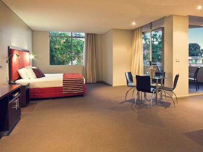 مرکور سنترو پرت ماککواری