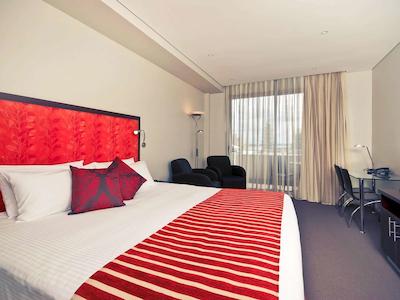 مرکور سنترو پرت ماککواری