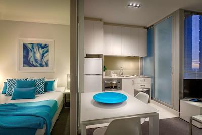 میلانو سرویسد اپارتمنتز