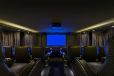 میلانو سرویسد اپارتمنتز