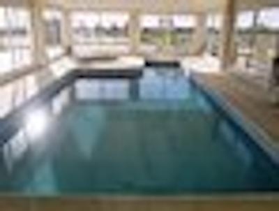 هوارد جهنسُن پلازا هتل اسپا اند کنونشن سنتر مرلو