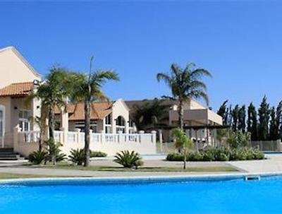 هوارد جهنسُن پلازا هتل اسپا اند کنونشن سنتر مرلو