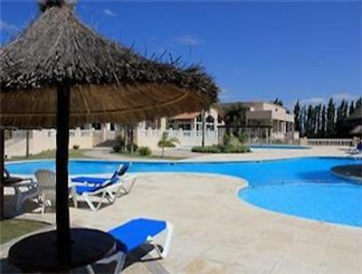 هوارد جهنسُن پلازا هتل اسپا اند کنونشن سنتر مرلو