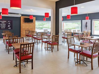 ایبیز ماناوز دیستریتو ایندوستریال