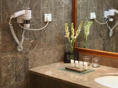 اریادوتا جاکارتا