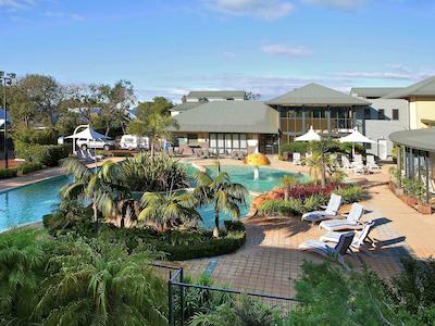 د سبل بوسلتون