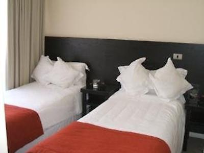 اینمبا اپارتمنتز اند سویتز