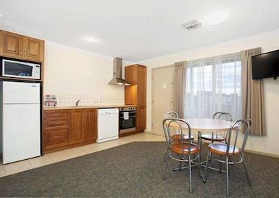 کمفرت این وارنامبول اینترنیشنال