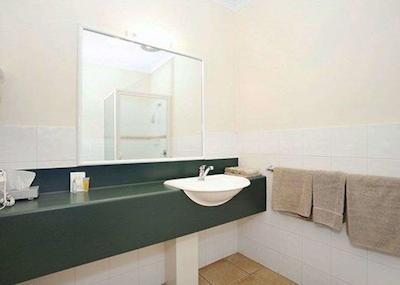 کمفرت این وارنامبول اینترنیشنال