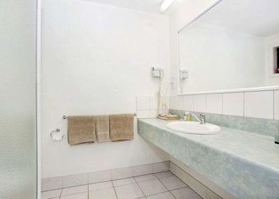 کمفرت این وارنامبول اینترنیشنال