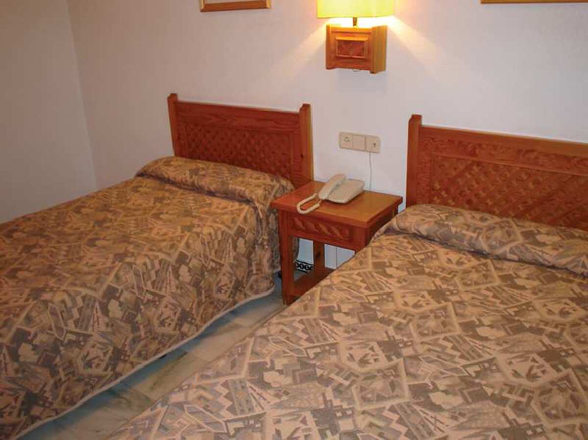 کاژل سویلا دن جوان تنریو