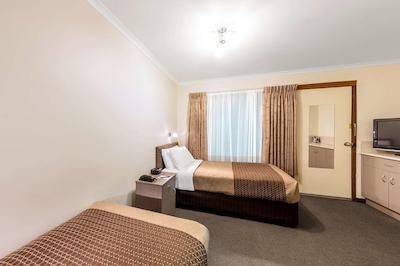 بست وسترن اُلد ماریتیم